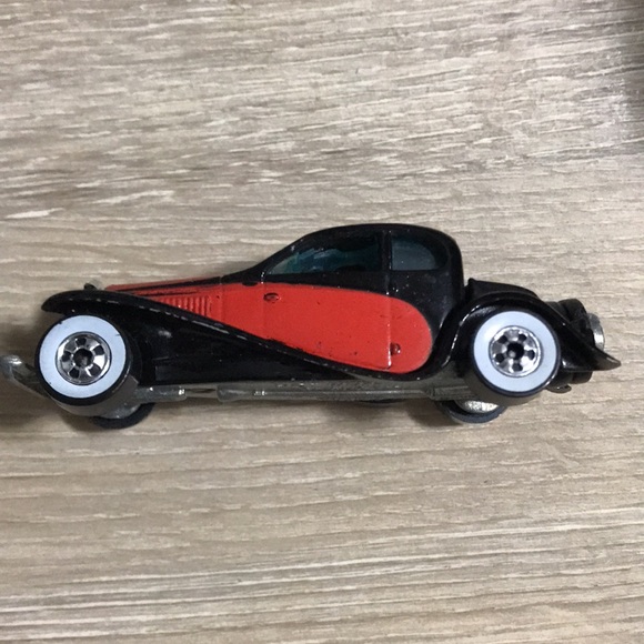 1980 Mattel Hot Wheels 1937 Bugatti Black Red #1696 Whitewall- Malaysia (B) - Picture 2 of 6